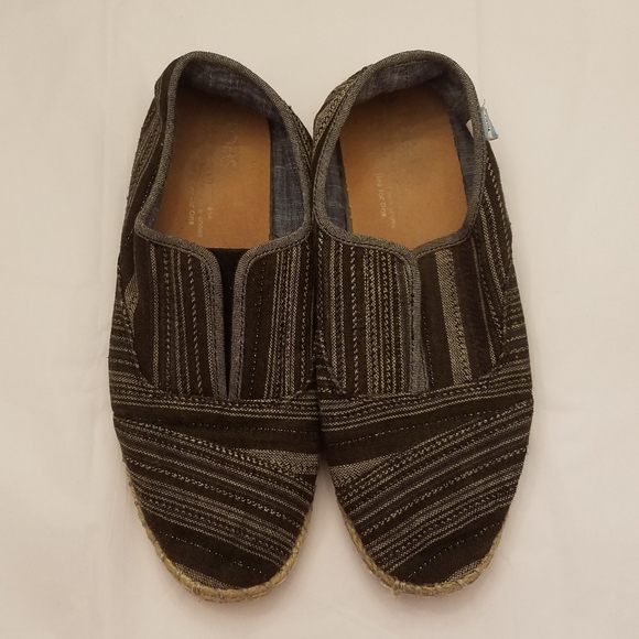 🏷TOMS Canvas Shoes - Picture 1 of 3